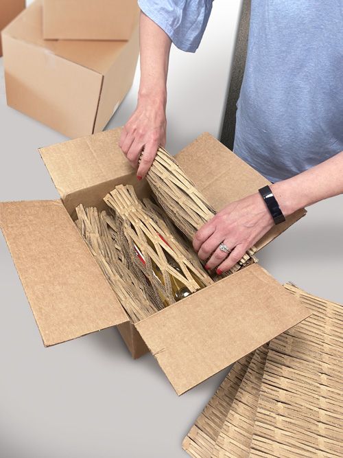 Intimus Pacmaster Cardboard Packing Material Warehouse Shredder